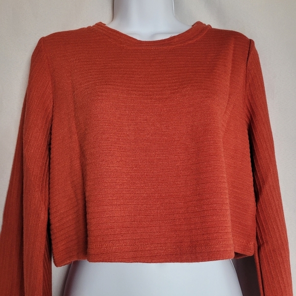 NWT Band of The Free Rust Long Bell Sleeve Cropped Ribbed Top Women's Size M - Picture 5 of 10